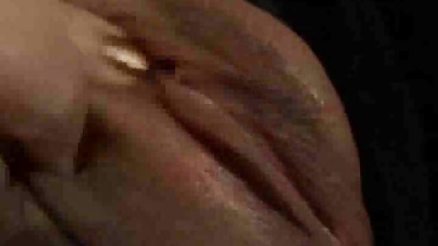 İnanılmaz :  Bootylicious sarışın arxadan sik alaraq spanked olunur Azeri porno 